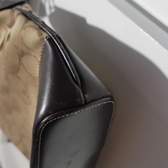 Coach Y2k Monogram Shoulder Bag - Picture 6 of 12